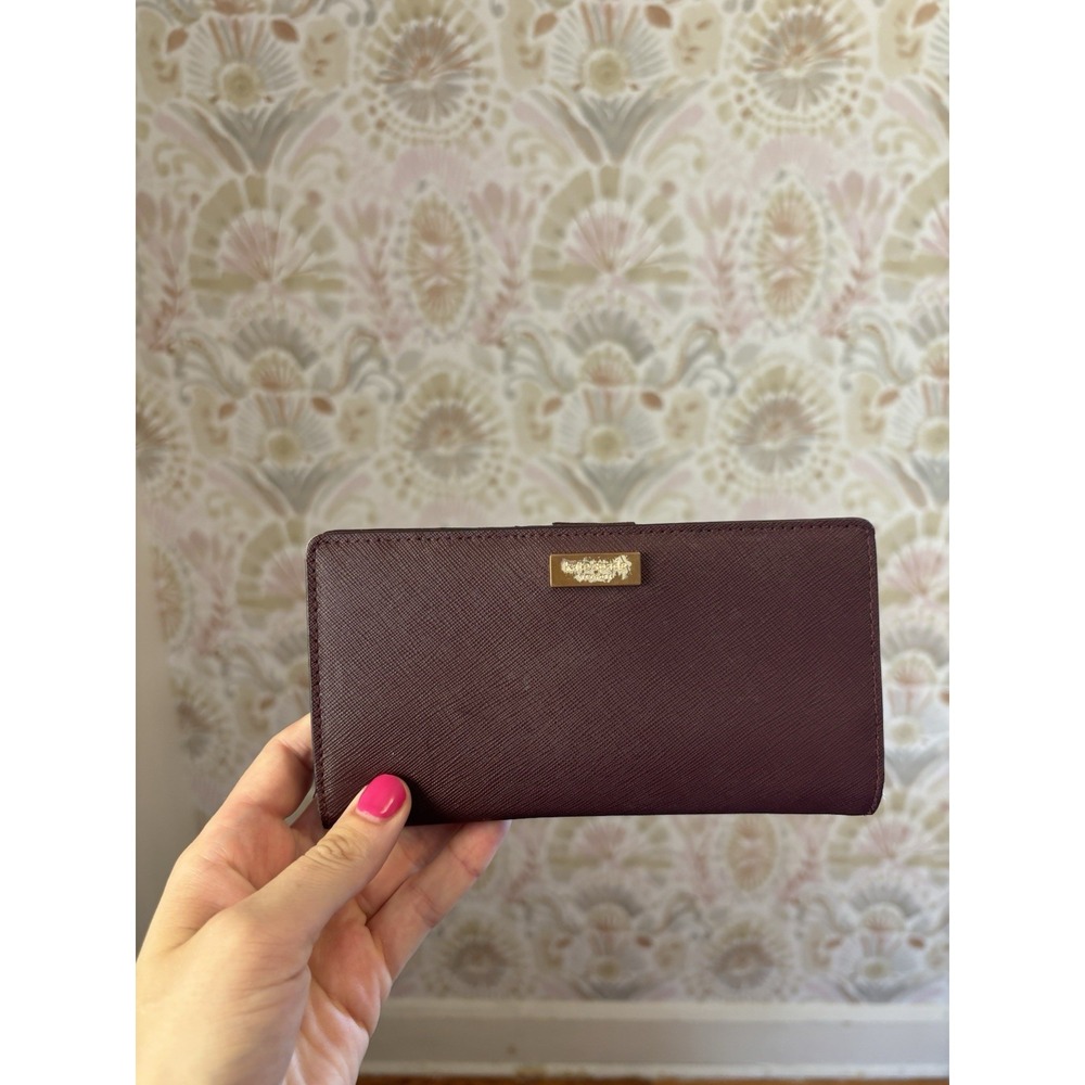 Kate Spade Laurel Way Stacy Deep Plum Saffiano Leather Wallet - Desc